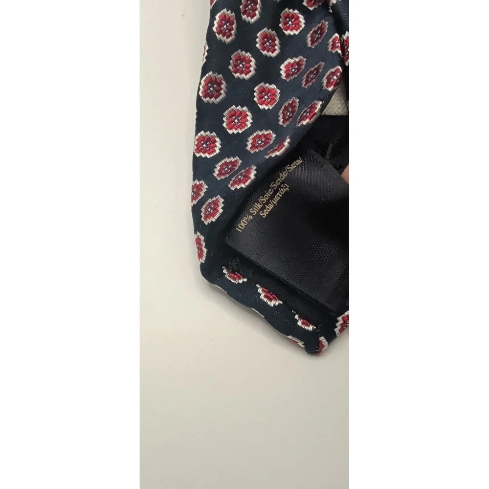 Brooks Brothers Tie Mens Navy Red Medallion Geometric Silk Italian Fabric